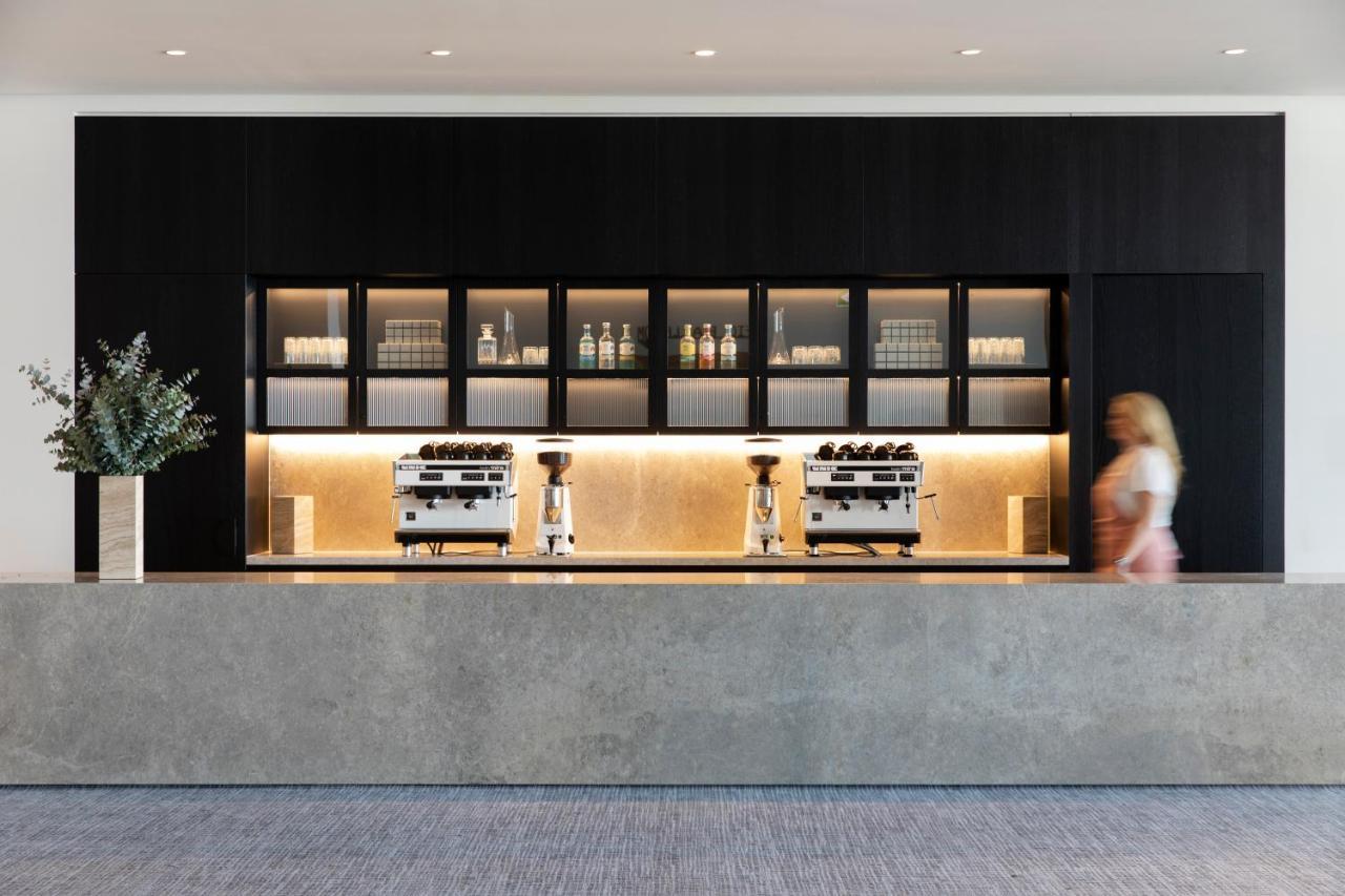 Manly Pacific Sydney Mgallery Collection Bagian luar foto The coffee bar at the 100 Mount Street office
